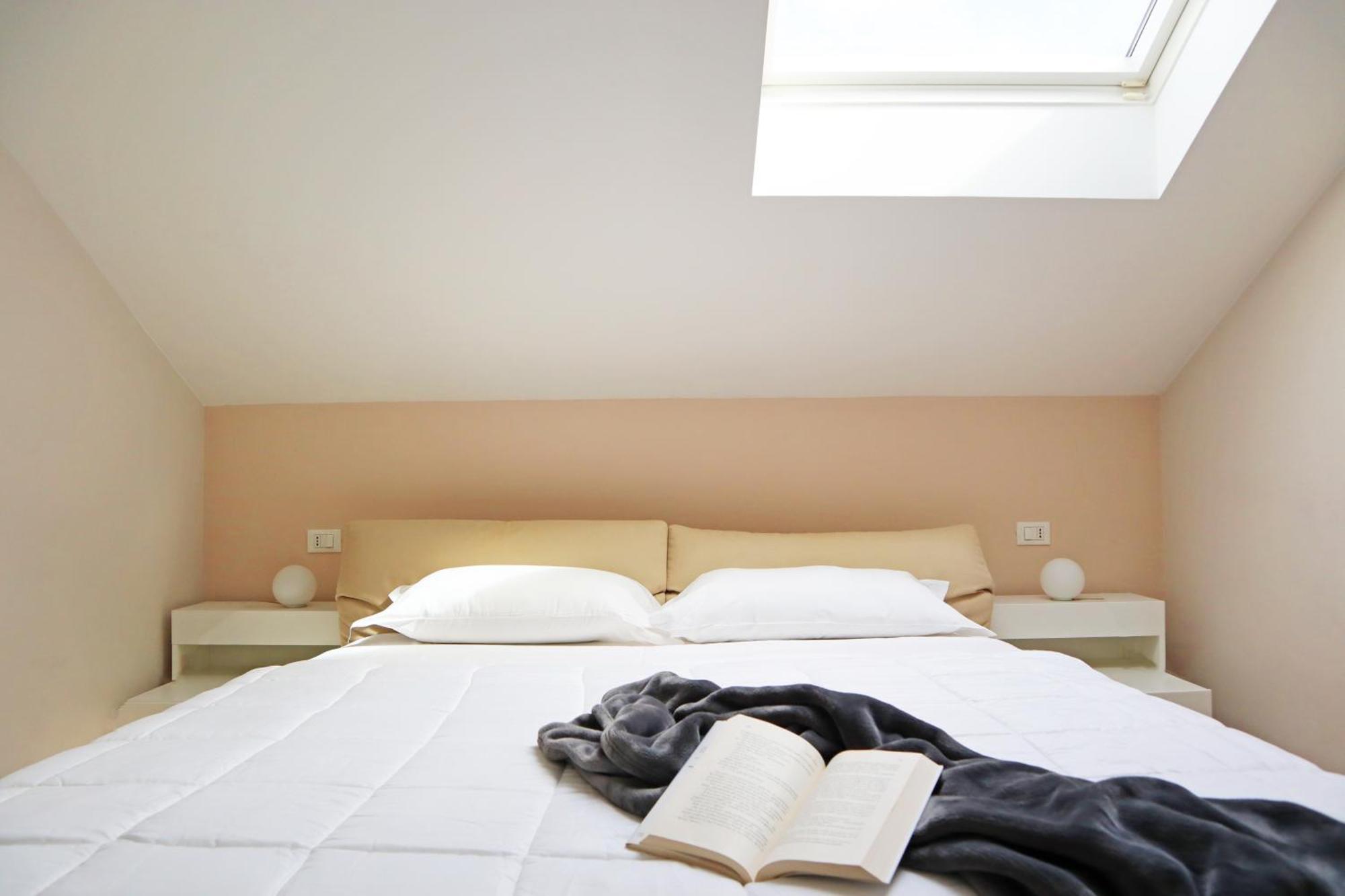 Castello Charme Style House Apartment Milan Bagian luar foto